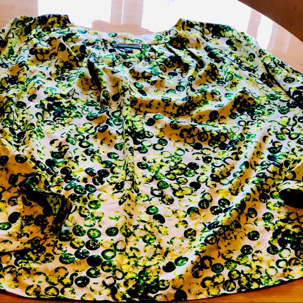 Blouse - Picture 2 of 3